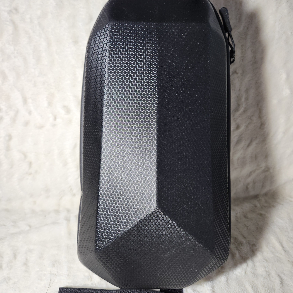 Black Geometric Hard Shell Case